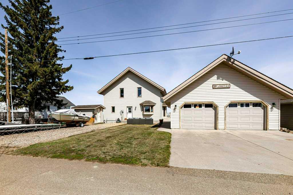 Picture for 19 Lakeview Drive 