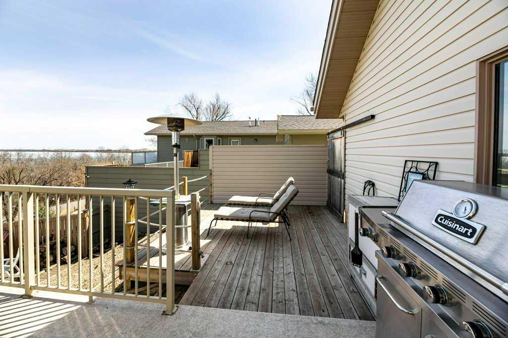 Picture for 19 Lakeview Drive 