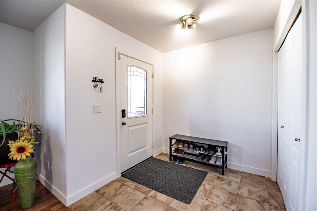 Picture for 172 Ibbotson Close 