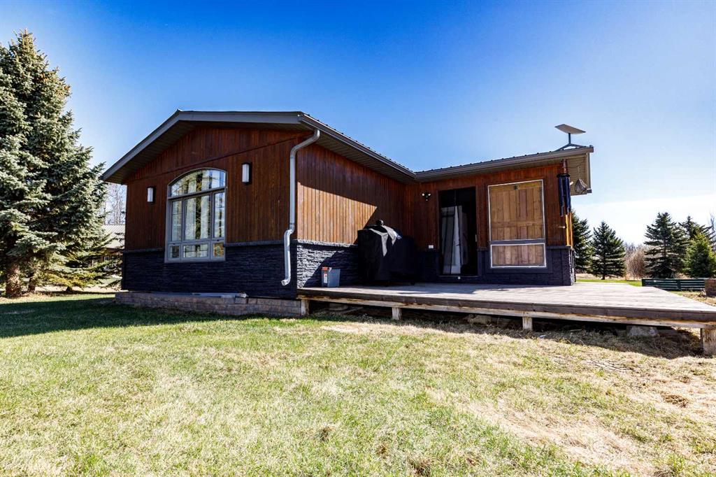 Picture for 415, 462014 Range Road 10  