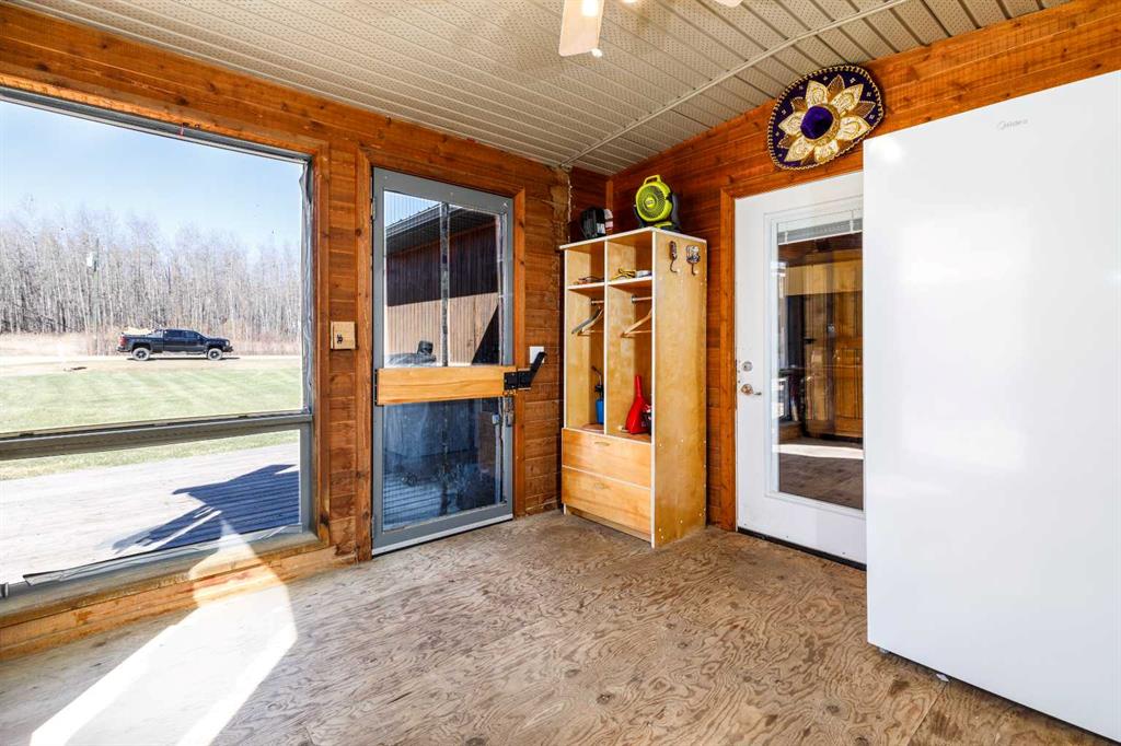 Picture for 415, 462014 Range Road 10  