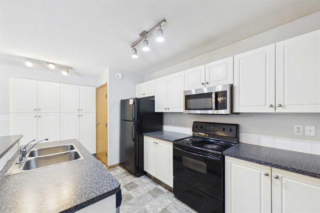 Picture for 40, 20 Jacobs Close 
