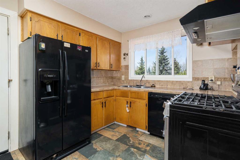 Picture for 22321 TWP RD 414  