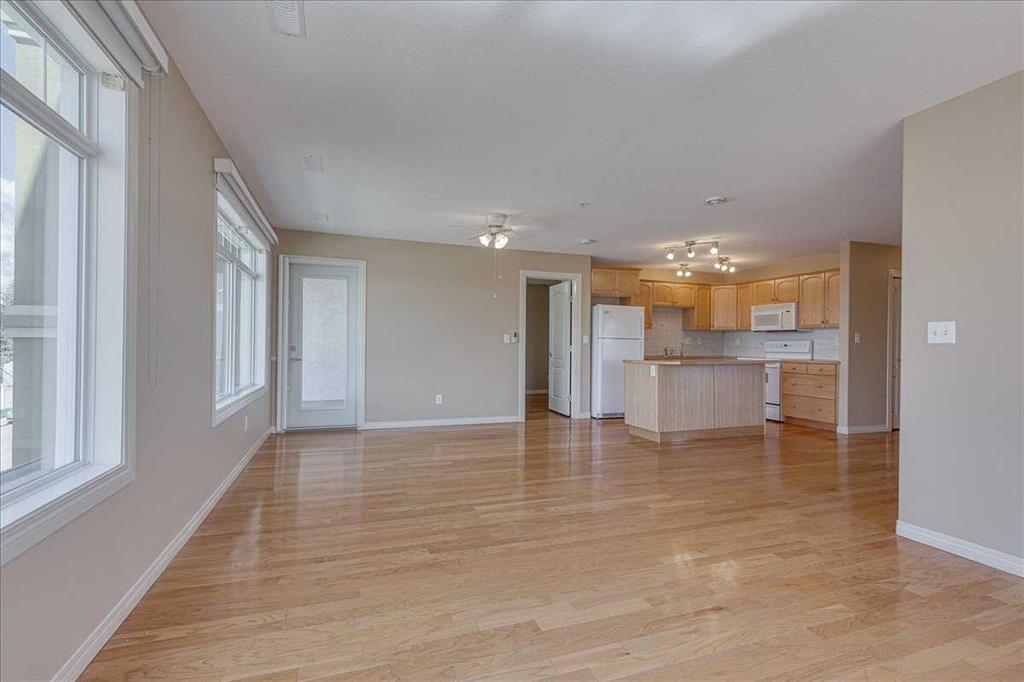 Picture for 201, 4425 Heritage Way 