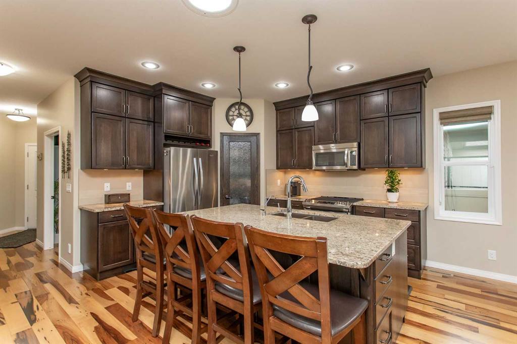 Picture for 42 Vista Close 
