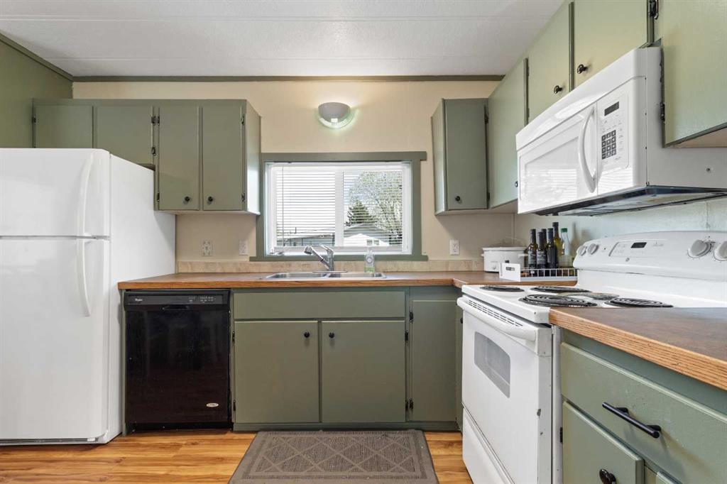 Picture for 39, 5344 76 Street 