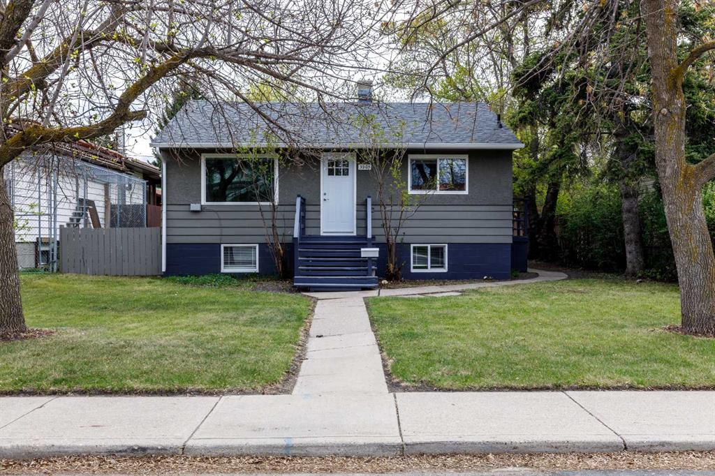 Picture for 3905 46 Street 