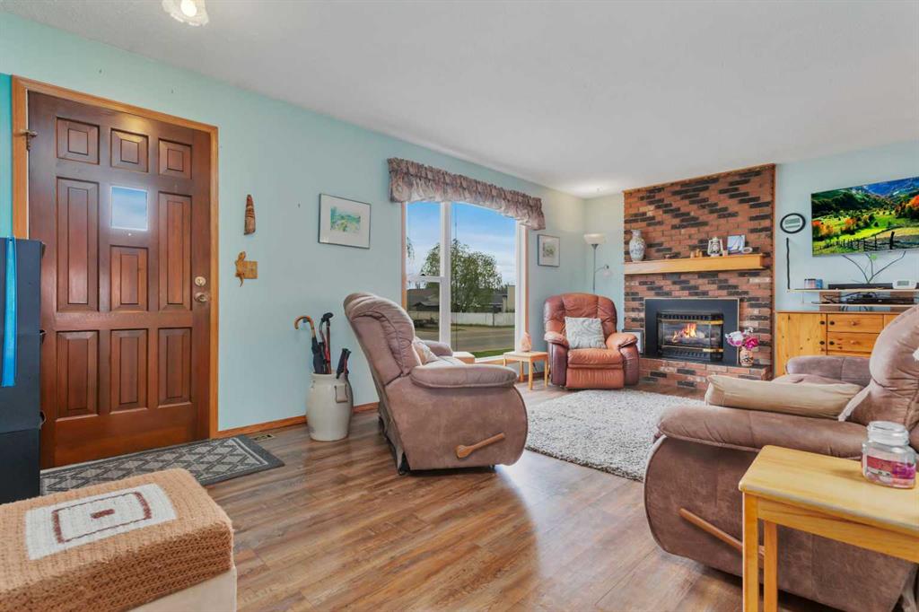 Picture for 4318 45 Ave  
