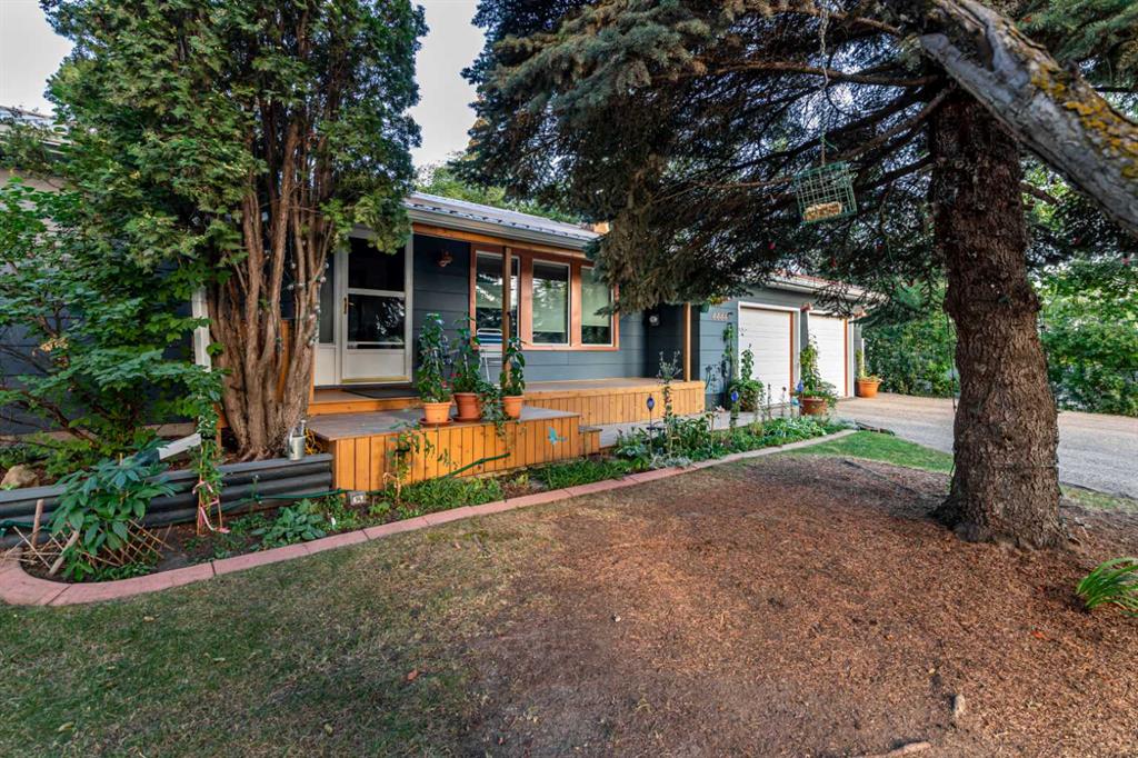 Picture for 4444 50 Street 