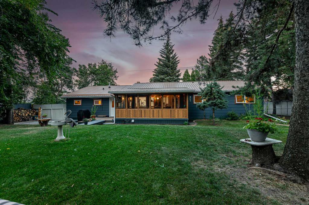 Picture for 4444 50 Street 