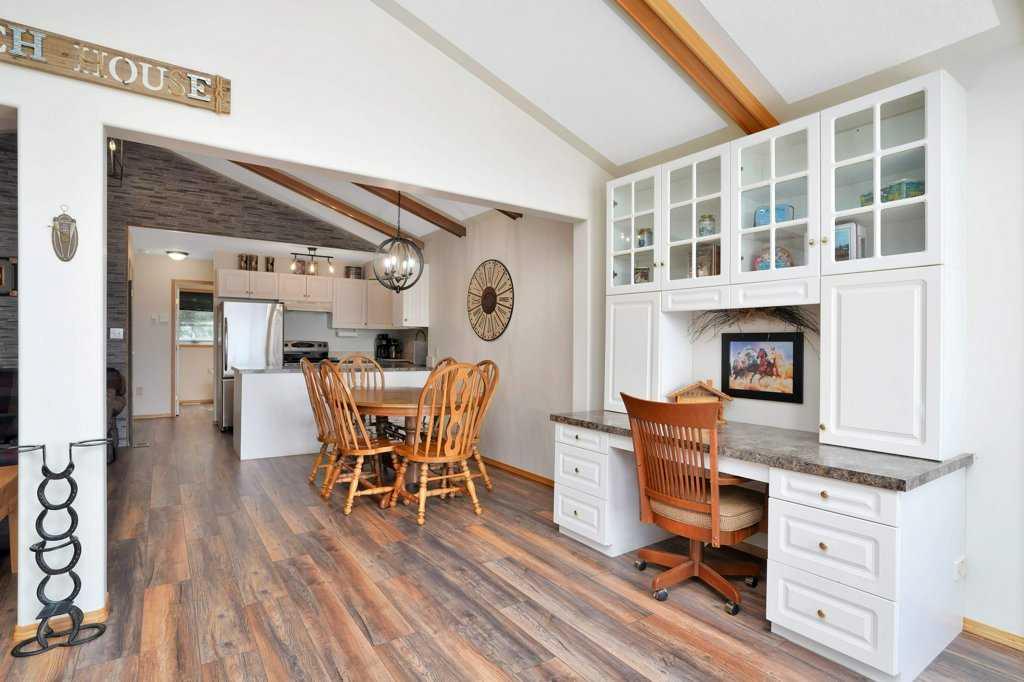 Picture for 34 Beach Street E