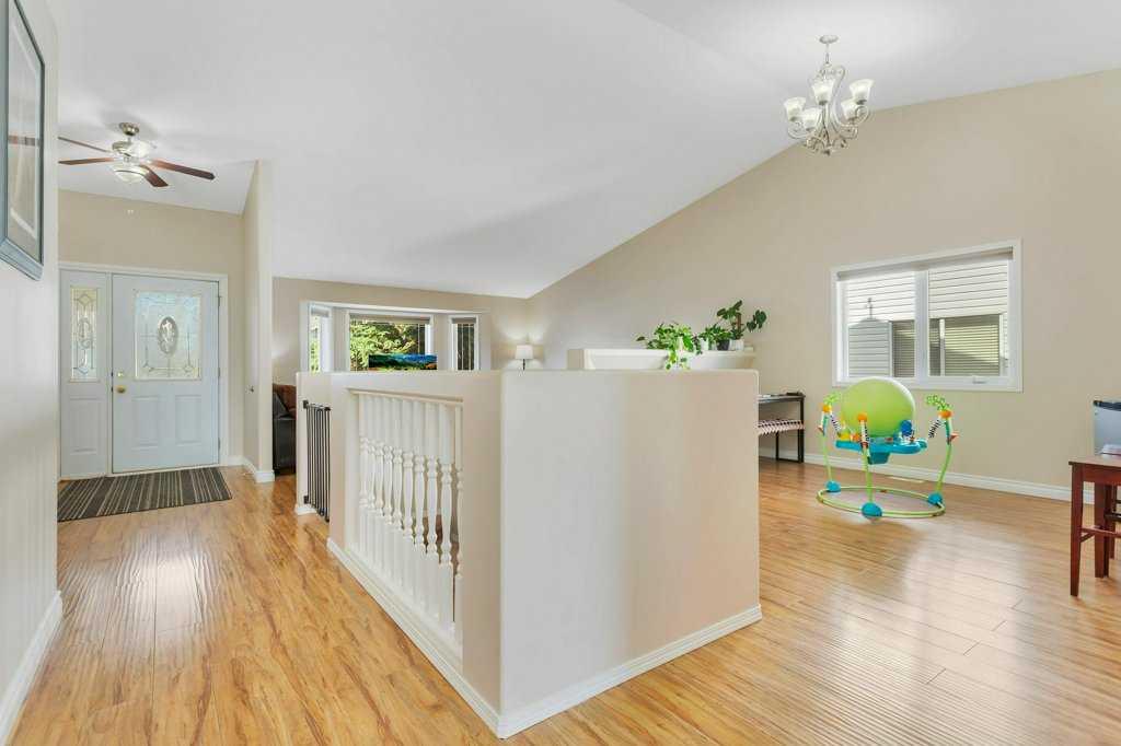 Picture for 50 Westwood Crescent 