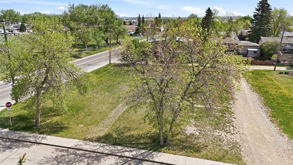 Picture for 5253 49 Street 
