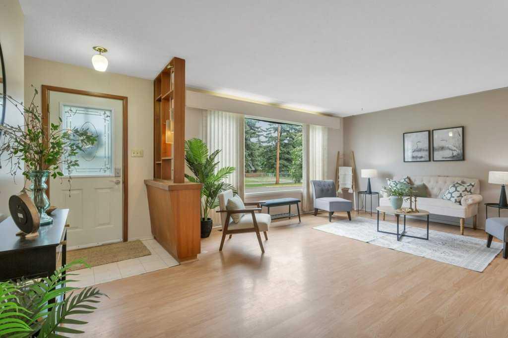 Picture for 5203 56 Avenue 