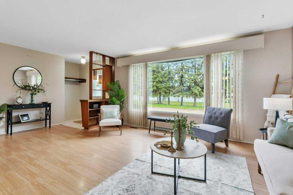 Picture for 5203 56 Avenue 