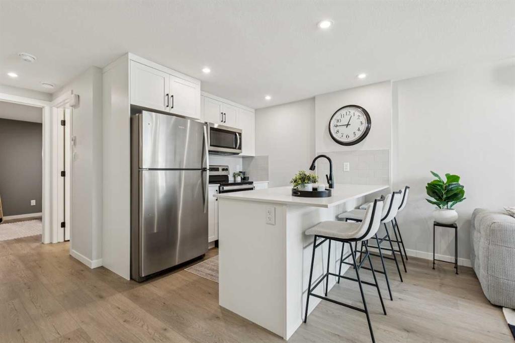 Picture for 105, 155 Crimson Ridge Place NW