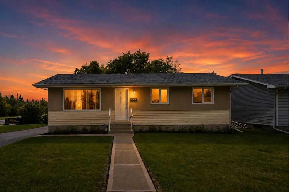 Picture for 2 Mitchell Avenue 