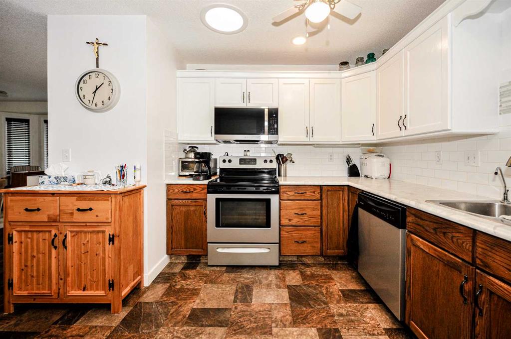 Picture for 3904 56A Street  