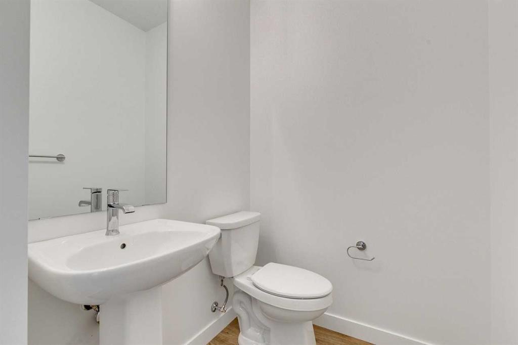 Picture for 152 Hotchkiss Common SE https://www.cirrealty.ca/reb/cara/7/A2250197_21.jpg