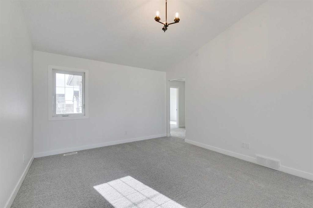 Picture for 152 Hotchkiss Common SE https://www.cirrealty.ca/reb/cara/7/A2250197_23.jpg