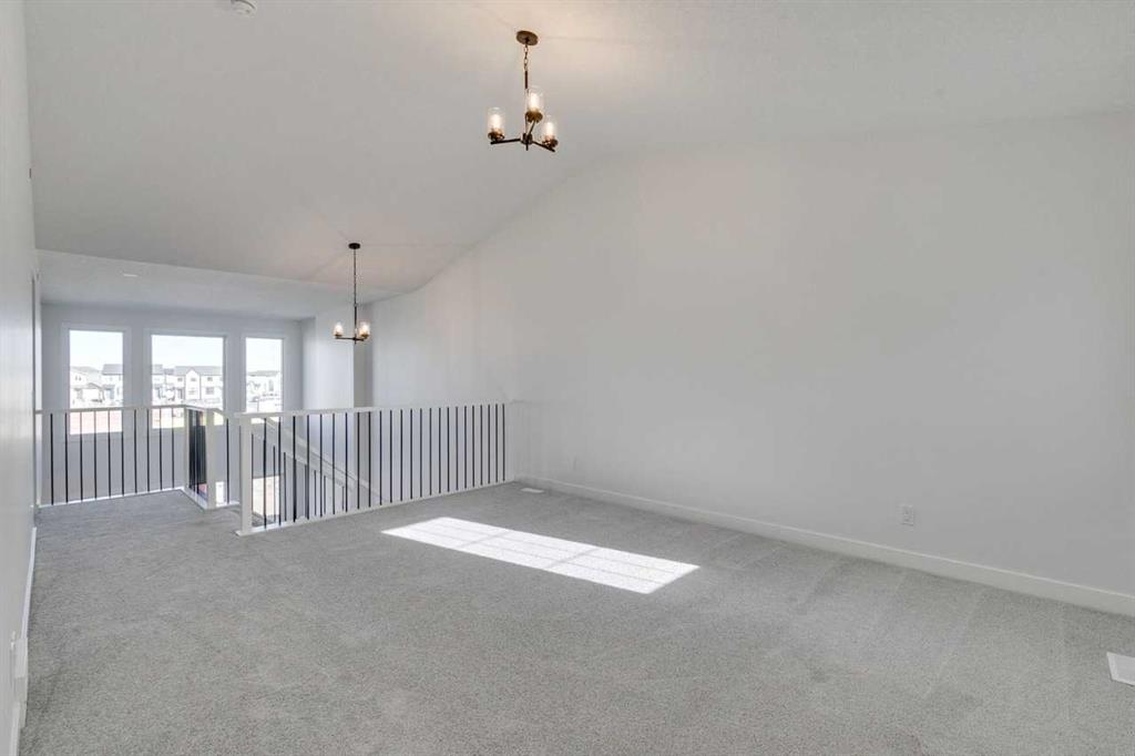 Picture for 152 Hotchkiss Common SE https://www.cirrealty.ca/reb/cara/7/A2250197_24.jpg