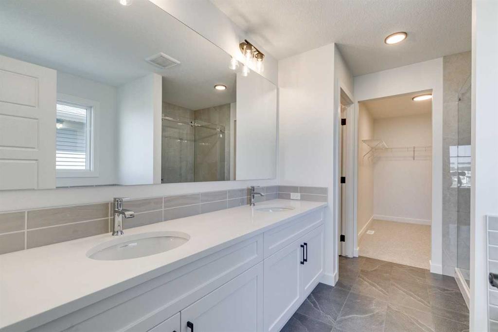 Picture for 152 Hotchkiss Common SE https://www.cirrealty.ca/reb/cara/7/A2250197_29.jpg