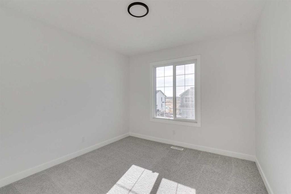 Picture for 152 Hotchkiss Common SE https://www.cirrealty.ca/reb/cara/7/A2250197_34.jpg