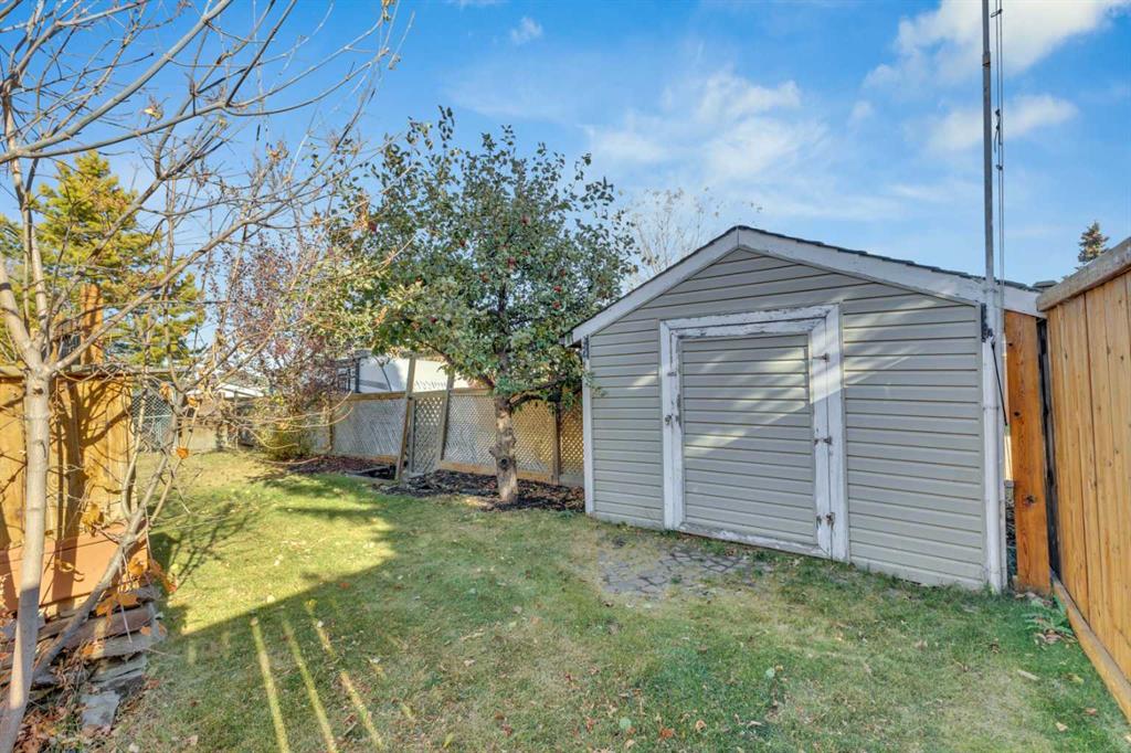 Picture for 16 Parson Drive  https://www.cirrealty.ca/reb/cara/7/A2260977_40.jpg