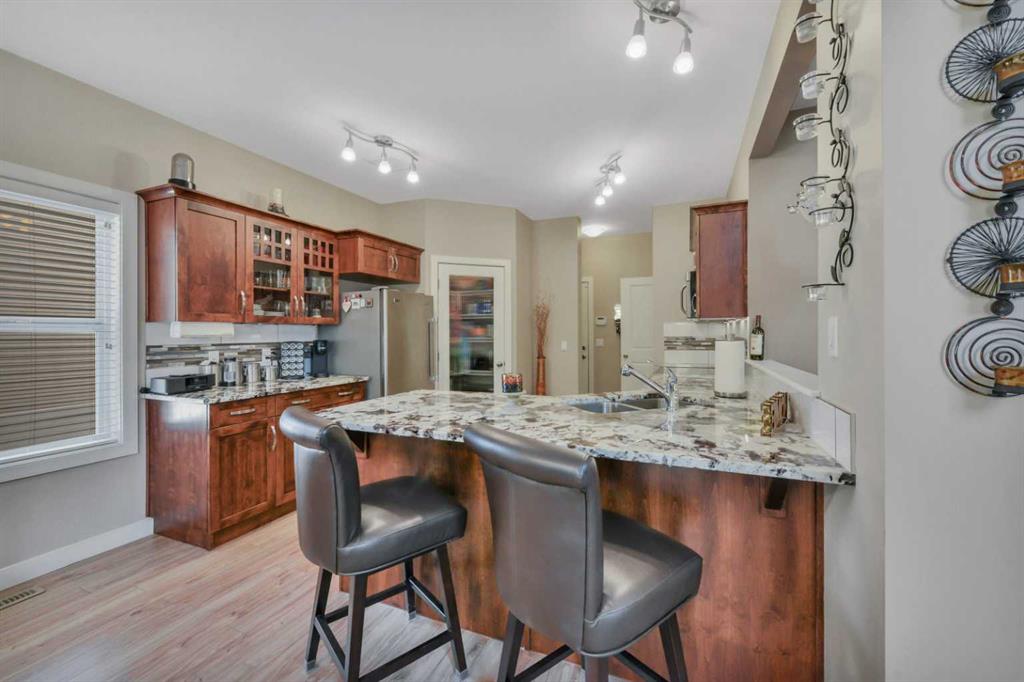 Picture for 232 Wiley Crescent  https://www.cirrealty.ca/reb/cara/7/A2262157_10.jpg