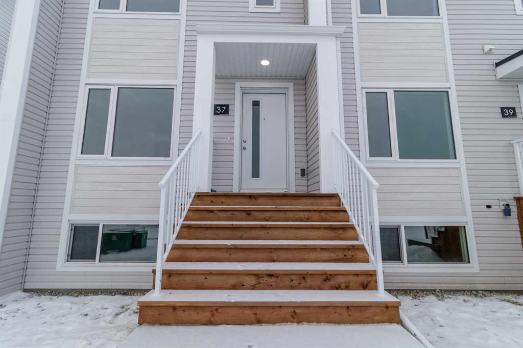 Picture for 39 Louis Drive 