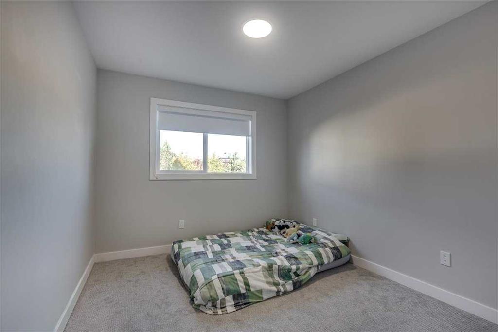 Picture for 232 Emerald Drive  https://www.cirrealty.ca/reb/cara/7/A2264067_24.jpg