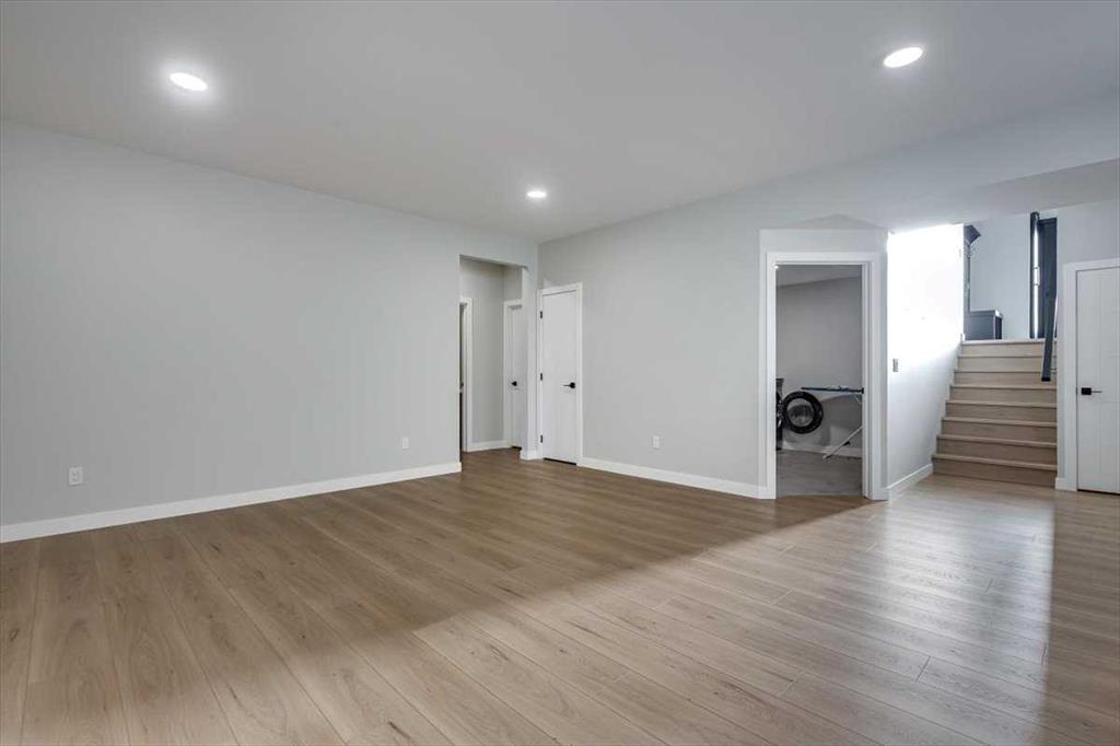 Picture for 232 Emerald Drive  https://www.cirrealty.ca/reb/cara/7/A2264067_40.jpg