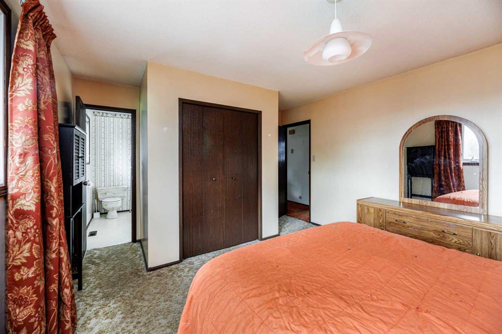 Picture for 5021 48 Avenue  https://www.cirrealty.ca/reb/cara/7/A2265687_16.jpg