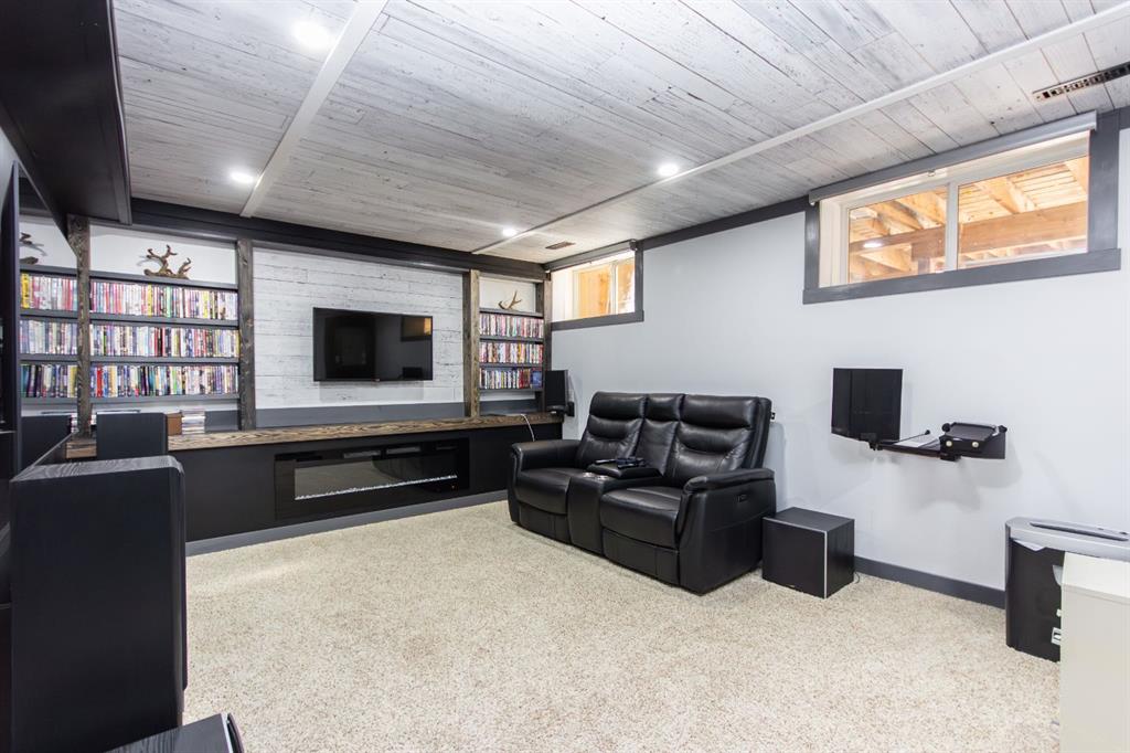 Picture for 347 Addington Drive  https://www.cirrealty.ca/reb/cara/7/A2265967_26.jpg