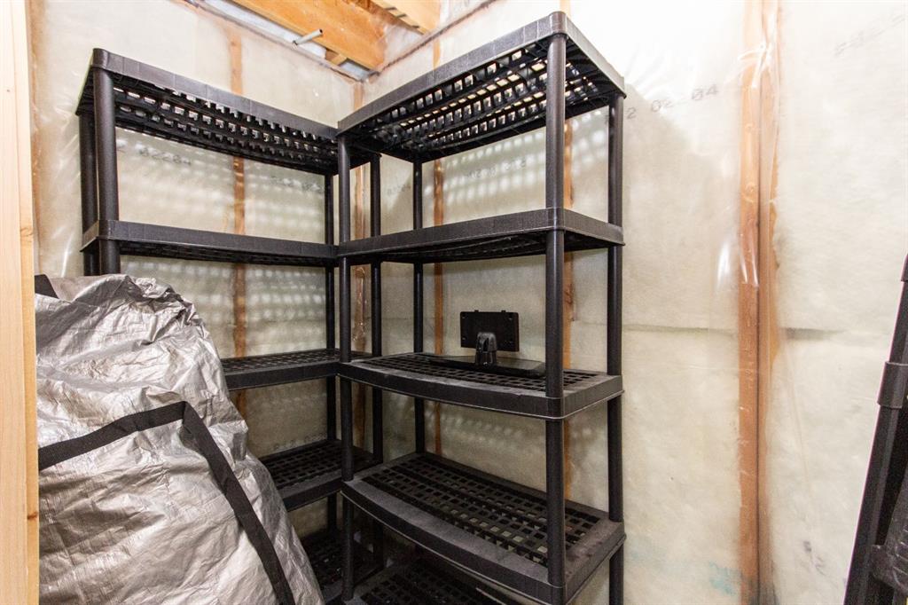 Picture for 347 Addington Drive  https://www.cirrealty.ca/reb/cara/7/A2265967_31.jpg