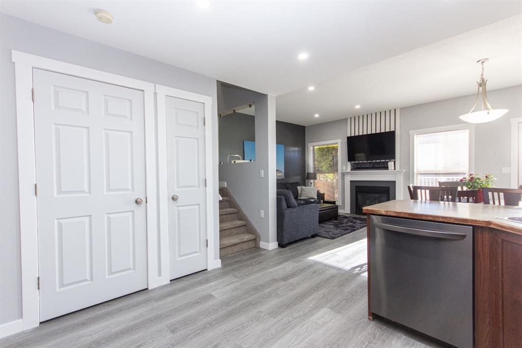 Picture for 347 Addington Drive  https://www.cirrealty.ca/reb/cara/7/A2265967_8.jpg