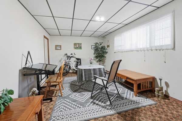Picture for 69 Hallgren Avenue  https://www.cirrealty.ca/reb/cara/7/A2266457_18.jpg