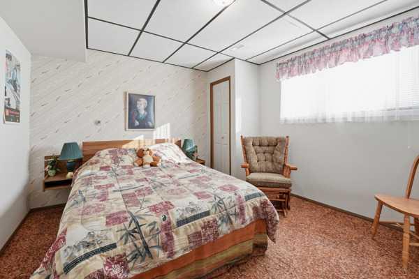 Picture for 69 Hallgren Avenue  https://www.cirrealty.ca/reb/cara/7/A2266457_22.jpg