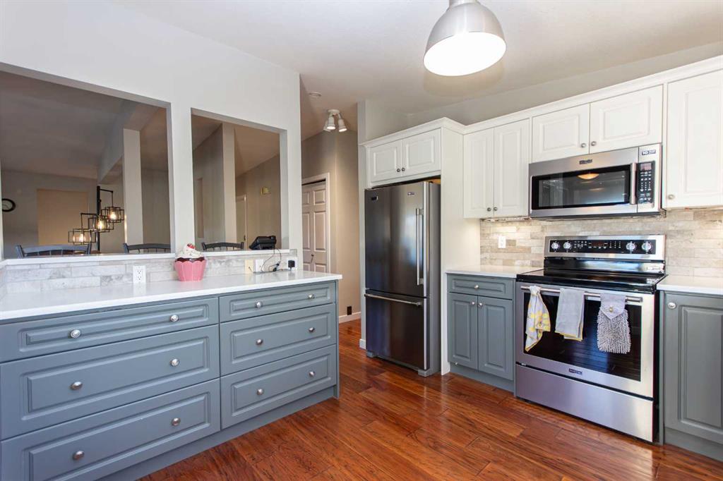 Picture for 4413 Embury Crescent  https://www.cirrealty.ca/reb/cara/7/A2266547_14.jpg