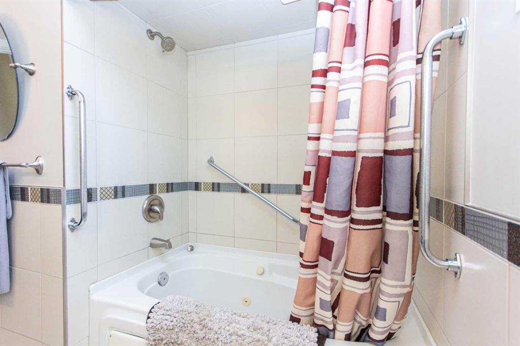 Picture for 4413 Embury Crescent  https://www.cirrealty.ca/reb/cara/7/A2266547_19.jpg