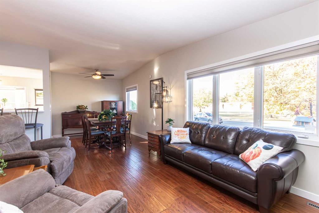 Picture for 4413 Embury Crescent  https://www.cirrealty.ca/reb/cara/7/A2266547_7.jpg