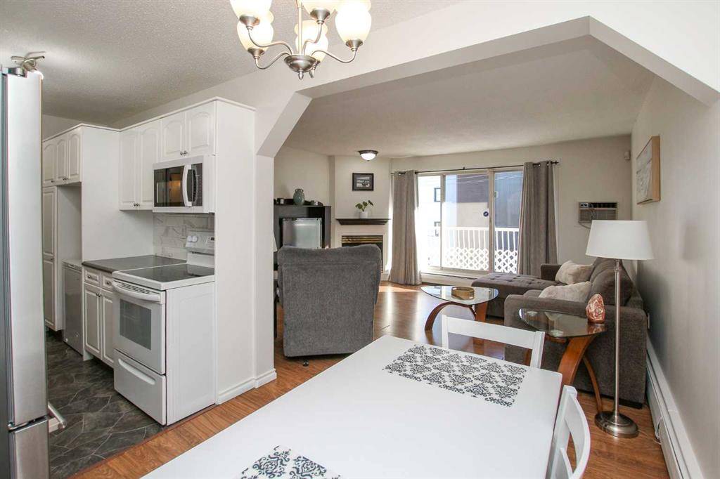 Picture for 308, 5326 47 Avenue  https://www.cirrealty.ca/reb/cara/7/A2266627_16.jpg