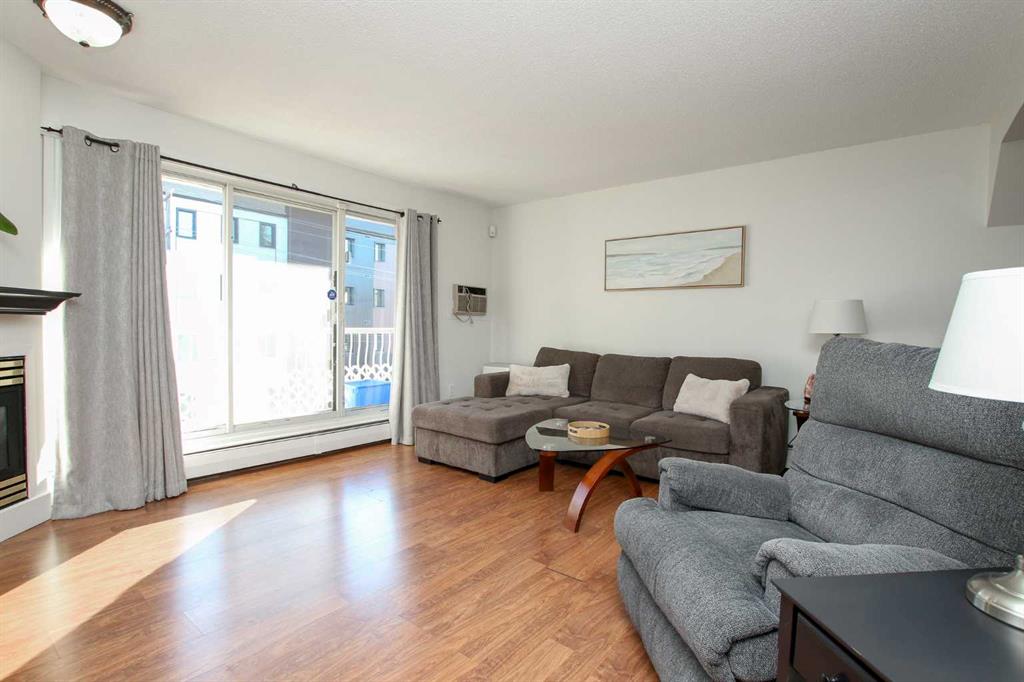 Picture for 308, 5326 47 Avenue  https://www.cirrealty.ca/reb/cara/7/A2266627_9.jpg
