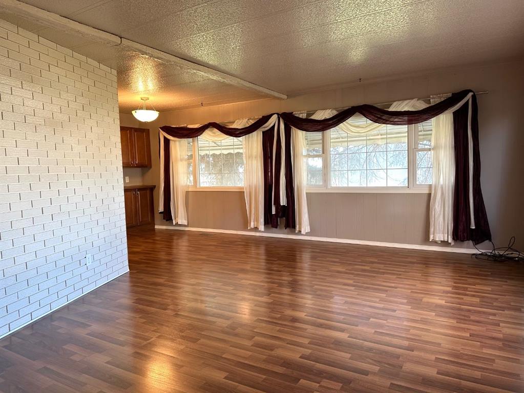 Picture for 4601 50 Avenue 