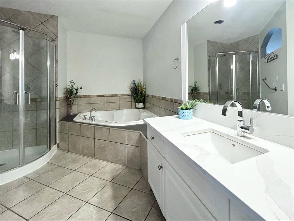 Picture for 305 Lakeside Greens Crescent  https://www.cirrealty.ca/reb/cara/7/A2266877_20.jpg