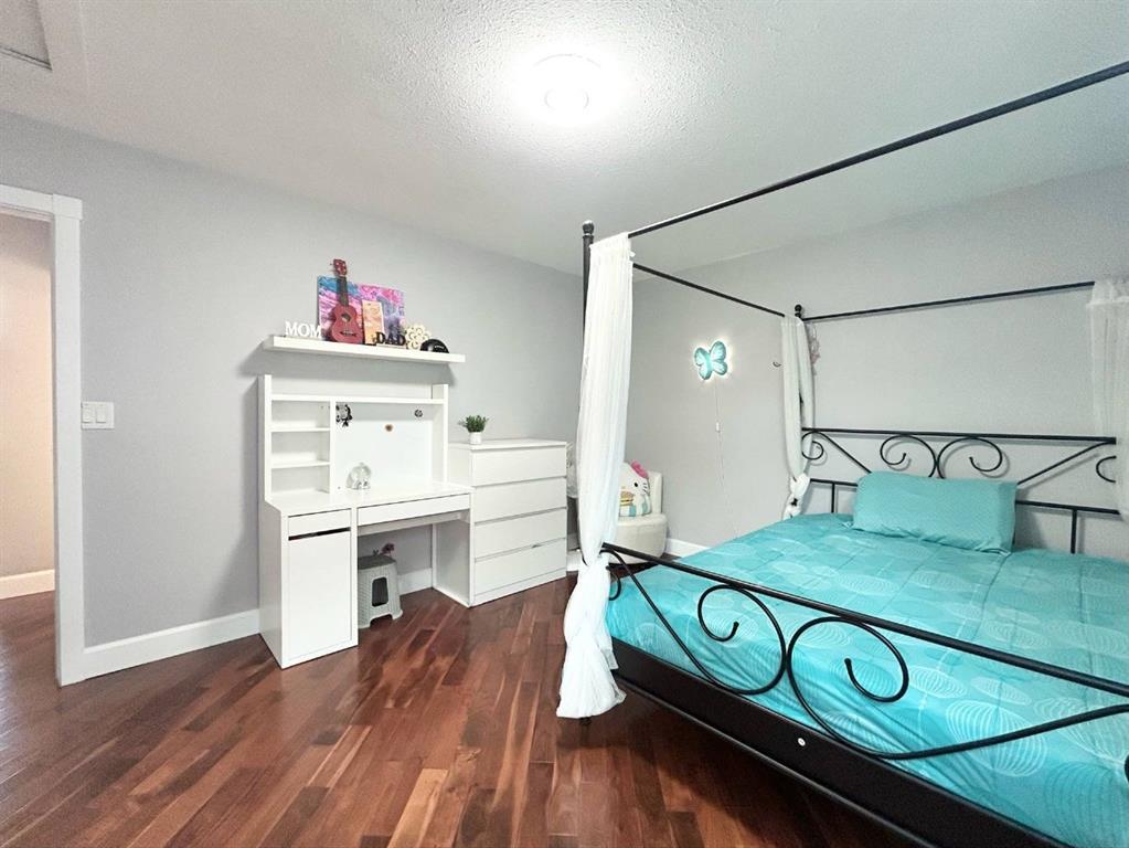 Picture for 305 Lakeside Greens Crescent  https://www.cirrealty.ca/reb/cara/7/A2266877_25.jpg