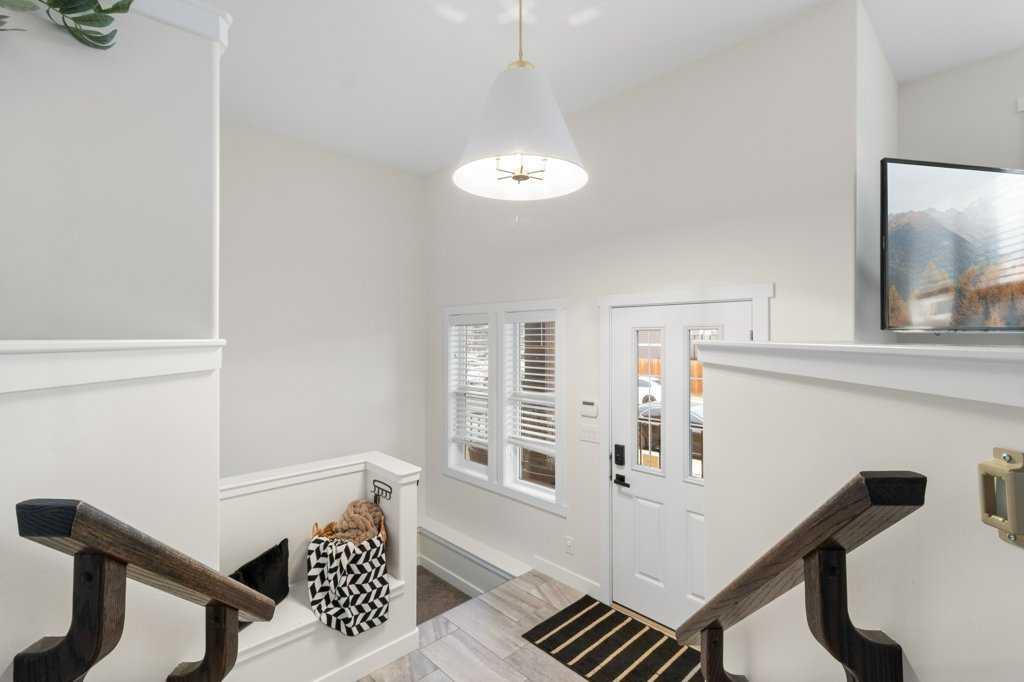 Picture for 14 Village Crescent 