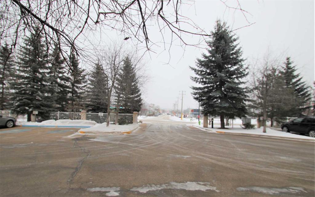 Picture for 203, 4512 52 Avenue 