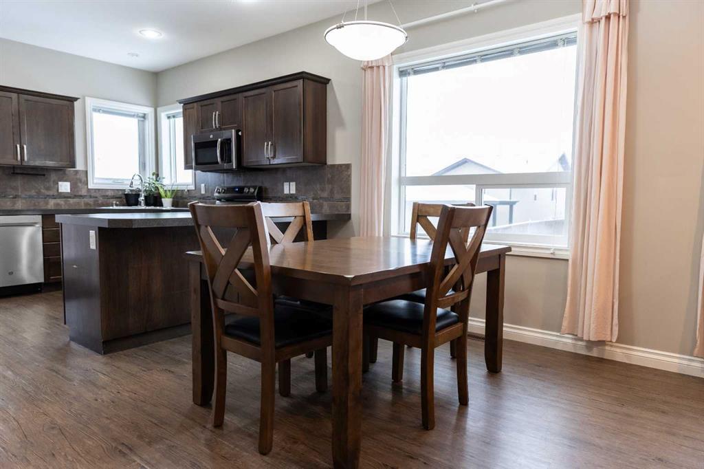 Picture for 192 Cedar Square 