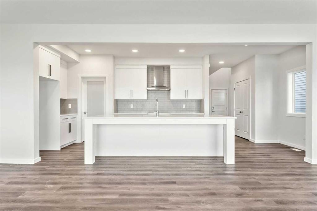 Picture for 8 Heritage Link 